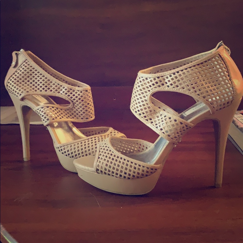 Vera Wang Heel size 10